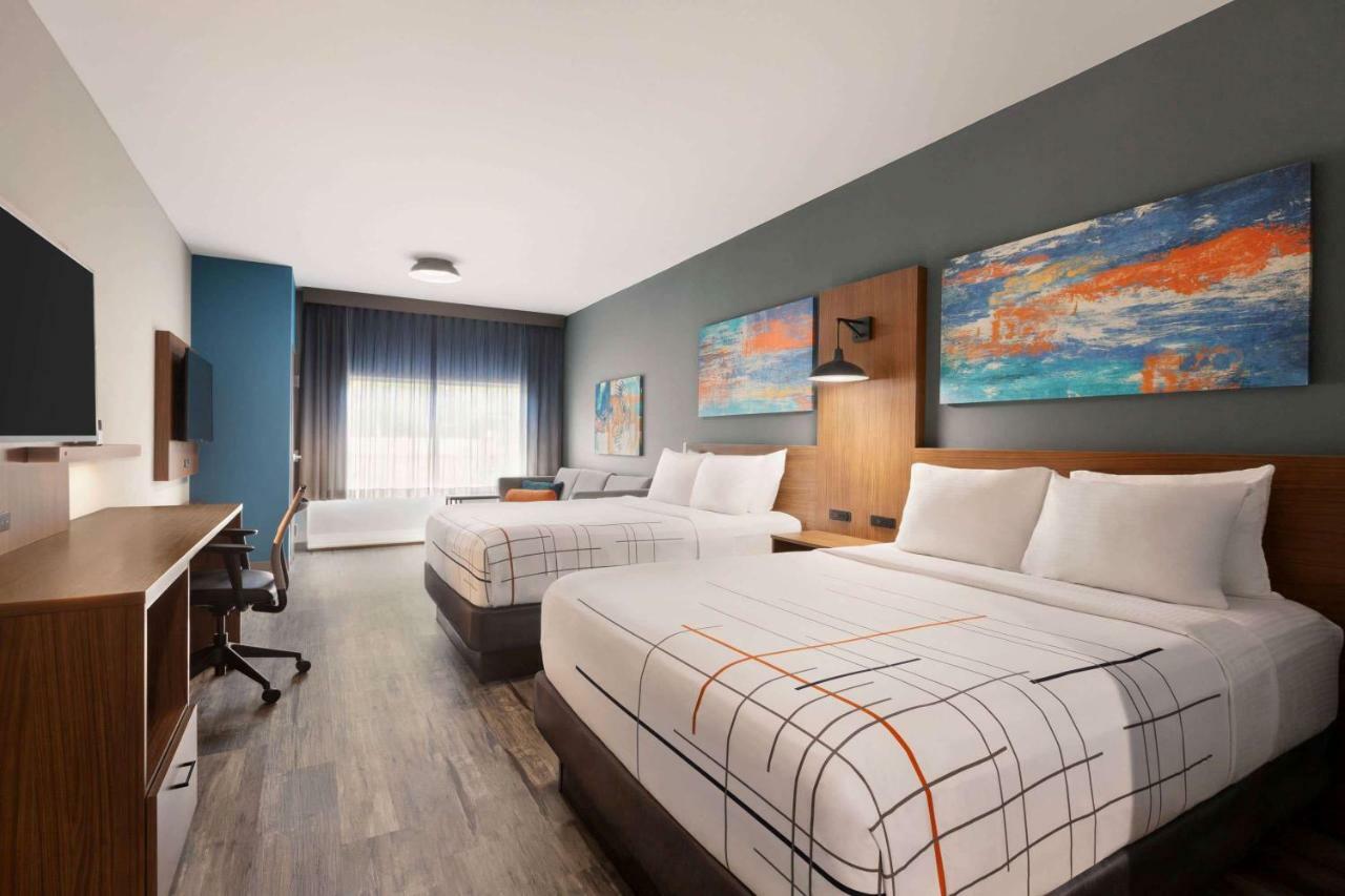 Отель La Quinta Brunswick/Golden Isles Экстерьер фото